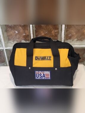Dewalt N737419 Heavy Duty Ballistic Nylon Tool Bag 13"x9"x8" w/ Runners